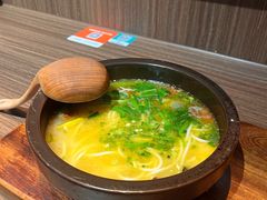 -良米山·云南野生菌过桥米线(上海首店)