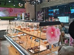 面包甜点陈列柜-皇后西斯汀(千姿汇店)