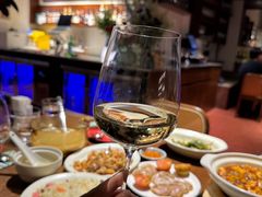 -肆海小川菜酒馆Wine Bistro (青年路店)