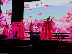 -琴岛演艺中心(中山路店)