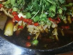 -自贡盐帮菜·玩辣餐厅(樱花园西街店)