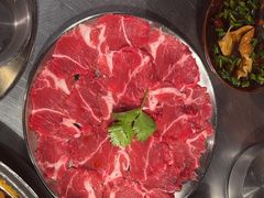 -鹿鸣山草本茶香火锅(园西路店)