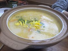 -云海肴·汽锅鸡·云南菜(天山百盛优客店)