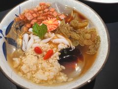 -麻六记(凤凰汇店)