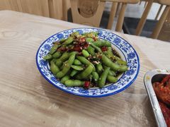 绝味毛豆-江城燕子大排档(江汉路步行街店)