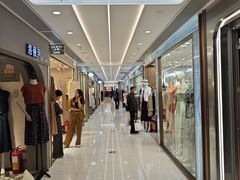 -广州白马服装市场