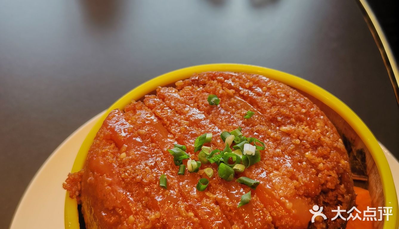           艳阳天的青椒烧乌龟