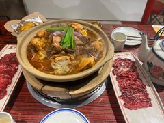 -沙胆彪炭炉牛杂煲(上海日月光广场店)