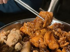 辣子鸡拼酱油鸡-MI WU FACTORY米屋美食工厂餐厅(绿地店)