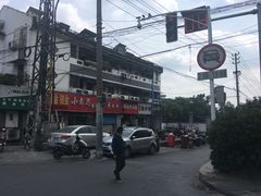 门面-黑皮酸菜鱼(三山街店)
