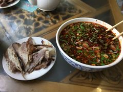 -吾穆勒蓬灰牛肉面·清真(北滨河中路店)