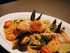 -Oasis Bar & Grill