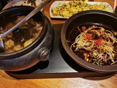 云南经典汽锅鸡-云海肴·汽锅鸡·云南菜(苏州中心店)