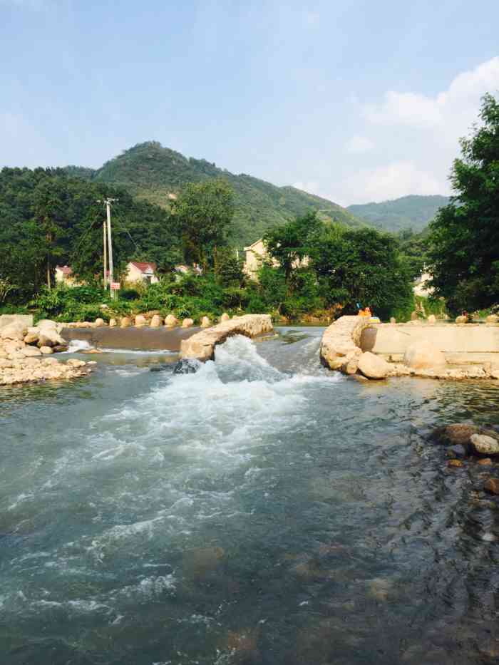 九曲天河漂流-"非常不错的的一个漂流的地方,新开发不久的.