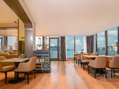 -爱舍海岸酒店(香港中路五四广场店)