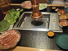 -臻牛烤肉
