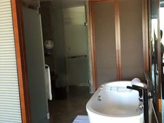 -三亚湾海居铂尔曼度假酒店