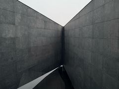 -知美术馆