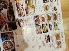 -小六汤包砂煲菜(文景路店)