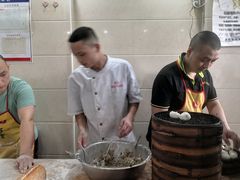 -舒小笼松针小笼包
