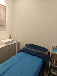 -More摩尔医美の注射线雕光电中心