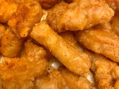 -爆炸头阿姨小四川正宗川味小吃(无任何分店)