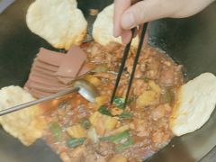 -鲁员外地锅鸡地锅鱼(古墩路店)