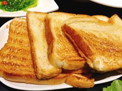 -西街夜油条·麻团包乌饭