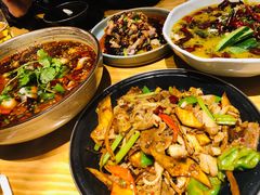 -十三式重庆江湖菜(金茂览秀城店)
