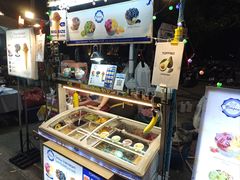 -周日夜市