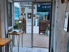 -84那年咖啡馆(李沧万达店)