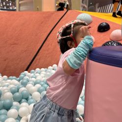 -奈尔宝·儿童乐园·亲子餐厅(鄞州万达店)