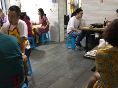 -石灰市毛记烧鸡公(解放碑店)