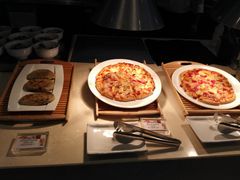 -大雁塔假日酒店·绿茵阁西餐厅