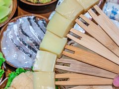 -黔有有贵州酸汤夺夺粉火锅(五味十字店)