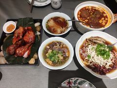 -小厨娘绣中淮扬(总统府大行宫店)