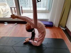 -Yvon yoga 瑜伽·精准体态管理中心