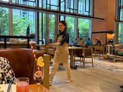 -怡咖啡海鲜自助餐厅(浦东香格里拉店)