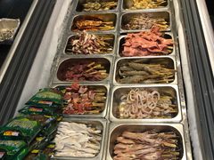自助取餐区-万记麻辣烫国展总店