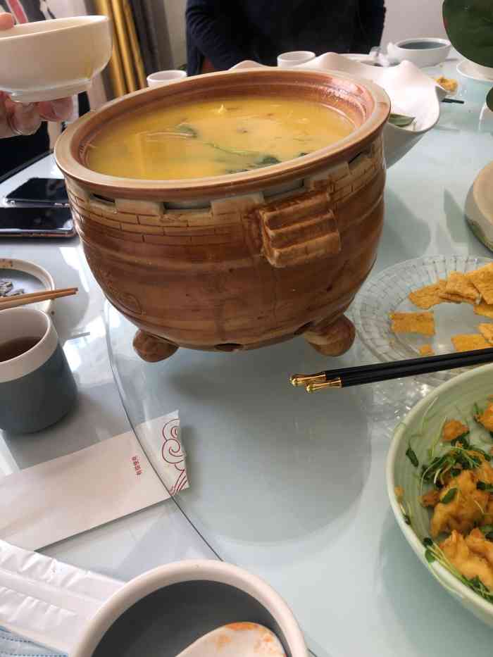无量寿素食餐厅-"[薄荷]环境:这家的环境比较亲民不是那种.
