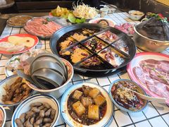 -六婶老火锅(交通大学直营店)