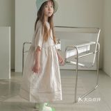 孩子可以在最自然的状态下拍照！服装风格