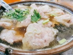 招牌野馄炖-老谢野馄饨(延安路店)