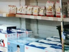 零售区-牛朋牛奶棚(南昌路店)