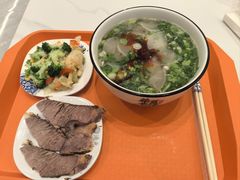 -德元兰州纯汤牛肉面(龙阳路店)