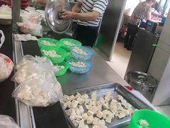 -周震馄饨