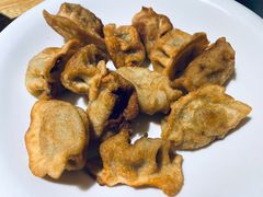 -茸梅路右拐龙虾-农家菜(松江店)