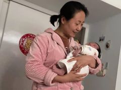 -爱月宝月嫂·育儿嫂