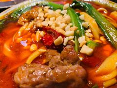 -三个四川人火锅(华联商厦店)