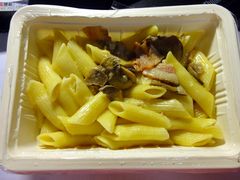 -喜士多便利店(上海虹桥枢纽国展中心云和夜泊酒店店)